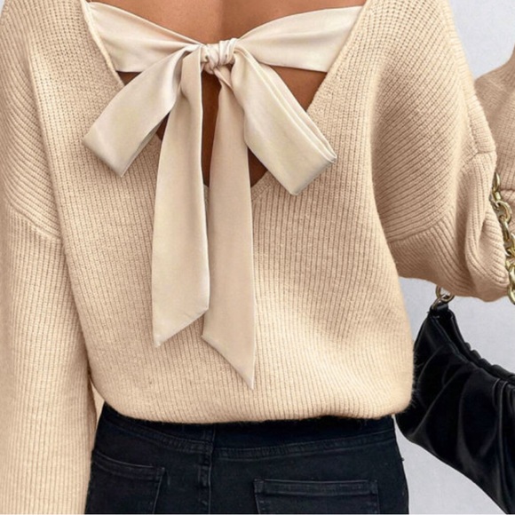 Apricot Lantern Sleeve V Neck Satin Bow Back Sweater - Picture 2 of 5